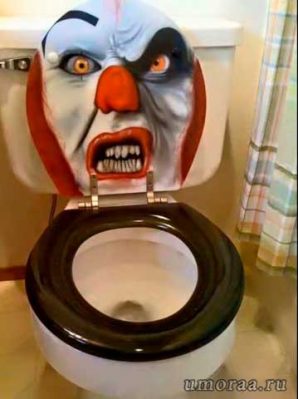 туалет - злой клоун